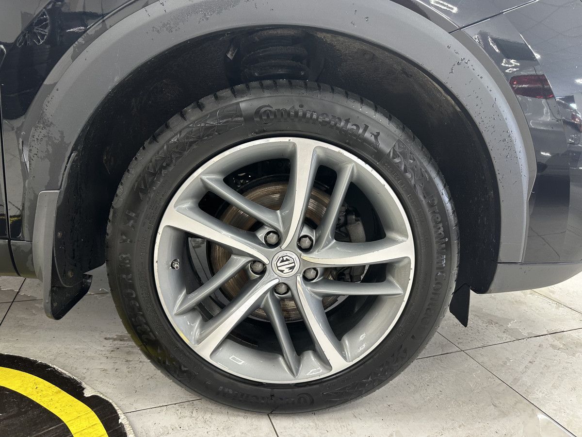 2023 MG HS 1.5 TGDi EXCITE — HOT BLACK LEATHER, SAT NAV