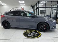 2015 (APRIL) FORD FOCUS 2.0 TDCi ST-3 185BHP — FINISHED in NARDO GREY with BLACK LEATHER RECARO TRIM