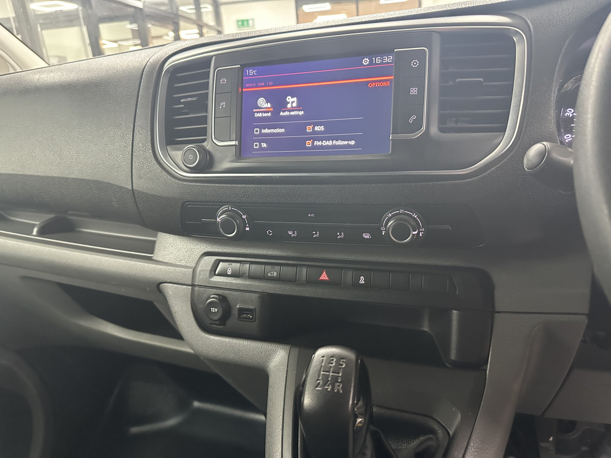 2017 CITROEN DISPATCH 1.6 BlueHDi XS CREW 6 SEATER — NO VAT