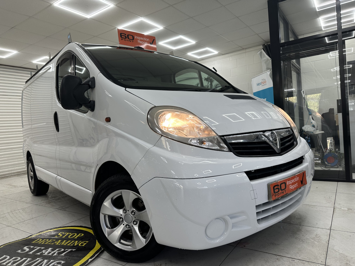 2010 VAUXHALL VIVARO 2.0 CDTi 2700 — COLOUR CODED BUMPERS — PSVd UNTIL FEB 2027