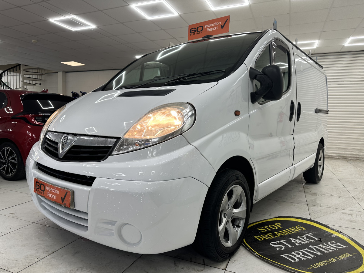 2010 VAUXHALL VIVARO 2.0 CDTi 2700 — COLOUR CODED BUMPERS — PSVd UNTIL FEB 2027