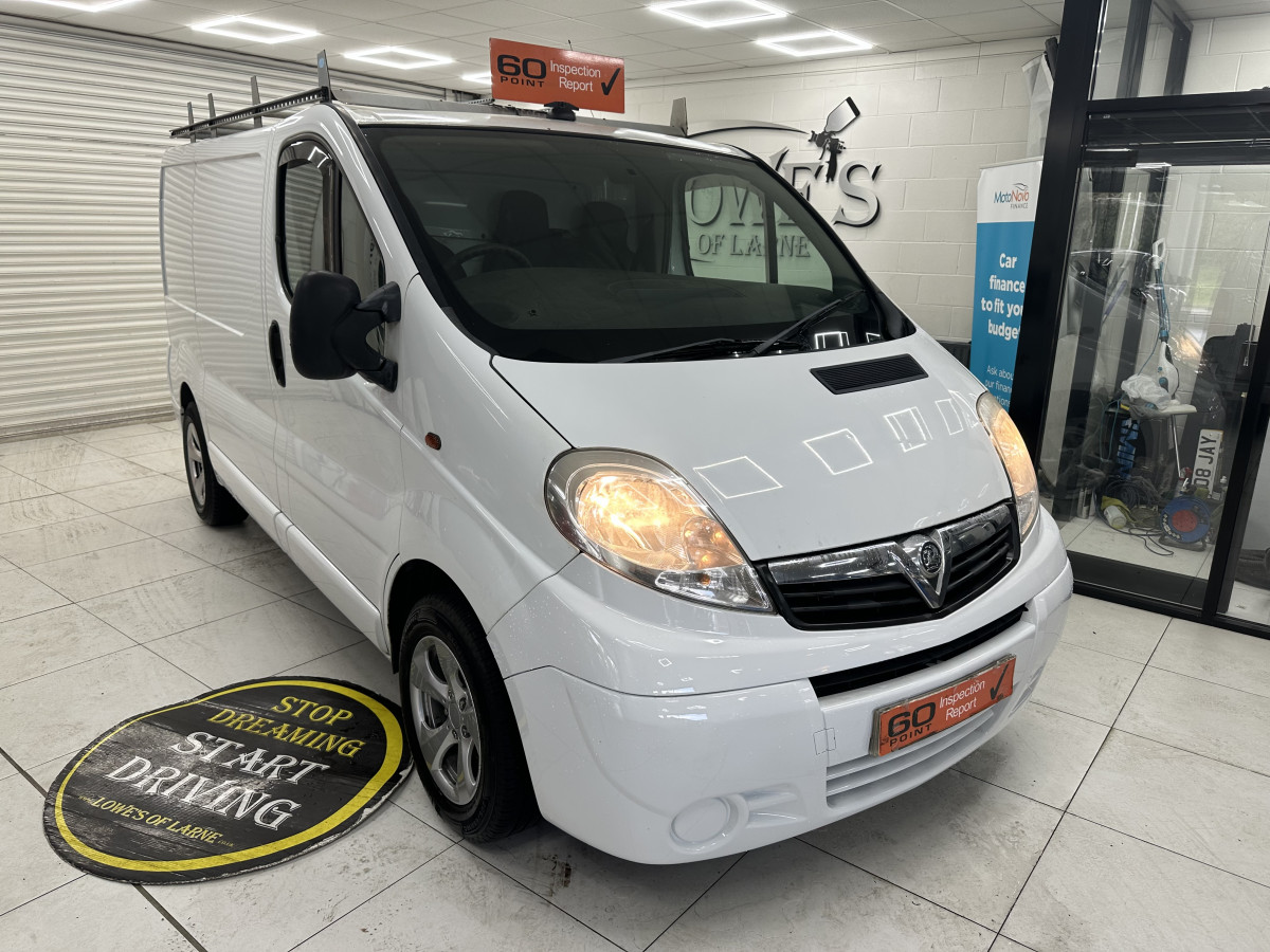 2010 VAUXHALL VIVARO 2.0 CDTi 2700 — COLOUR CODED BUMPERS — PSVd UNTIL FEB 2027