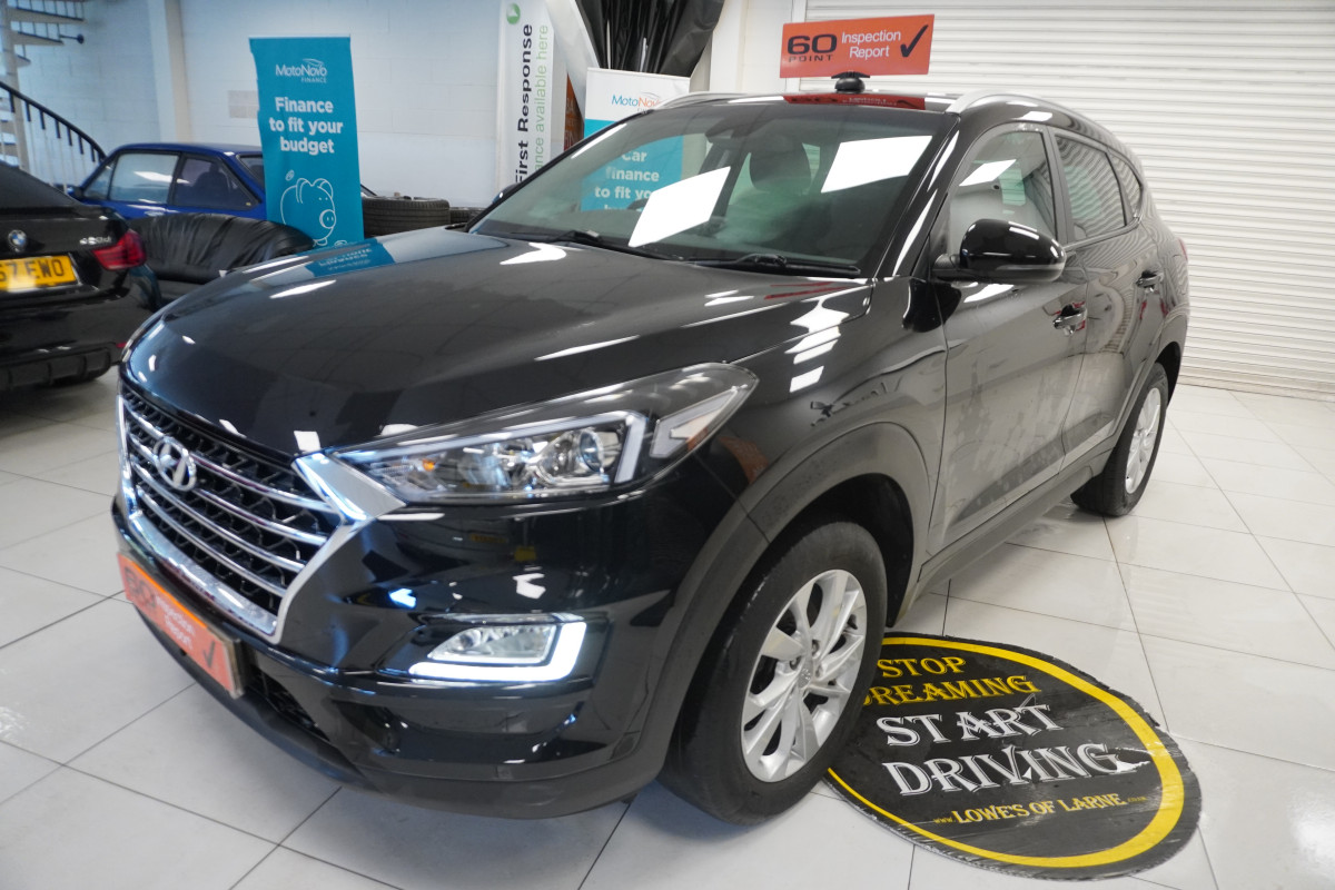 2020 HYUNDAI TUCSON1.6 SE NAV with ONLY 41K