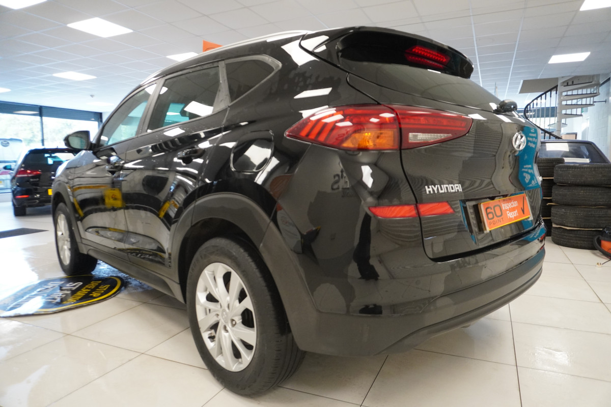 2020 HYUNDAI TUCSON1.6 SE NAV with ONLY 41K