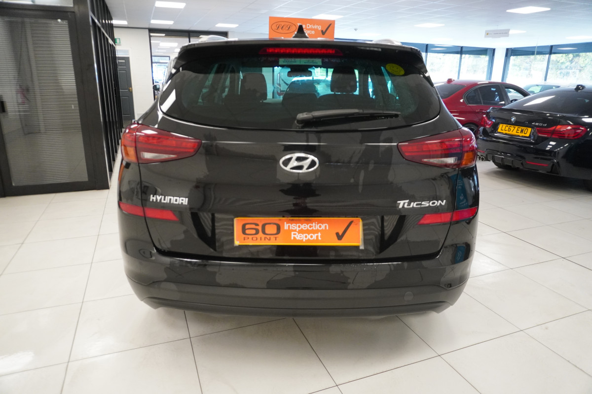 2020 HYUNDAI TUCSON1.6 SE NAV with ONLY 41K