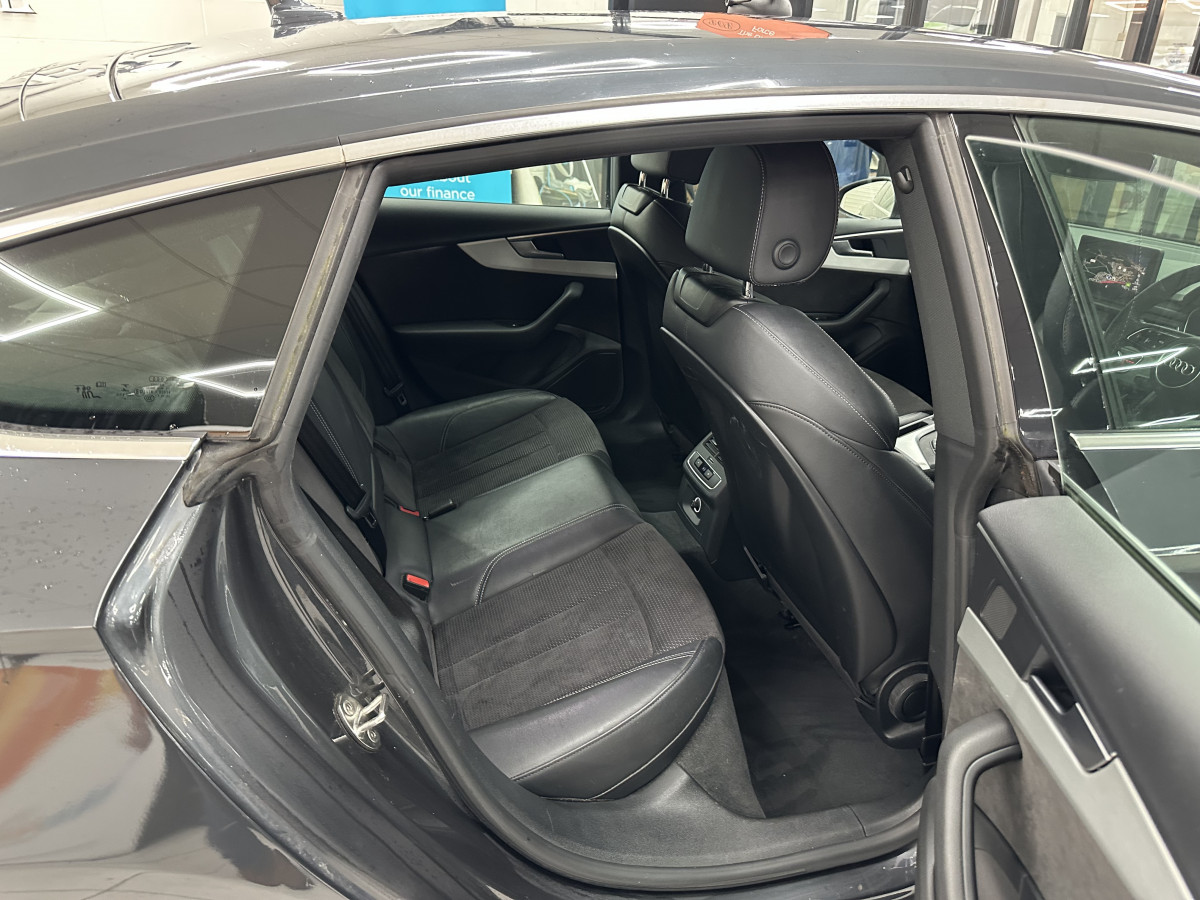2020 (OCT) AUDI A5 2.0 TDi 40 S LINE SPORTBACK S TRONIC AUTO — BLACK LEATHER & SAT NAV