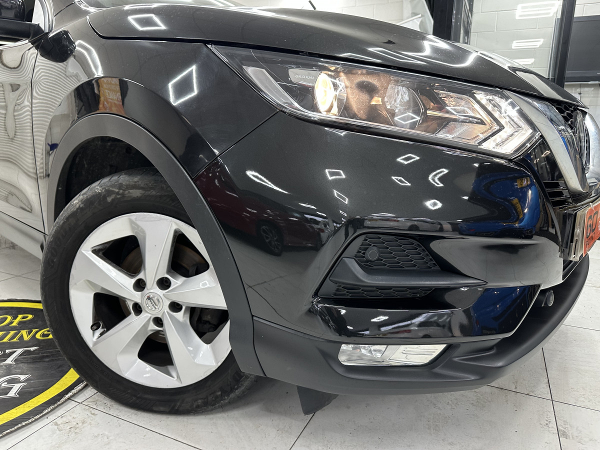 2019 NISSAN QASHQAI 1.5 DCi ACENTA PREMIUM with SAT NAV & REAR CAMERA (ONE OWNER & FSH)