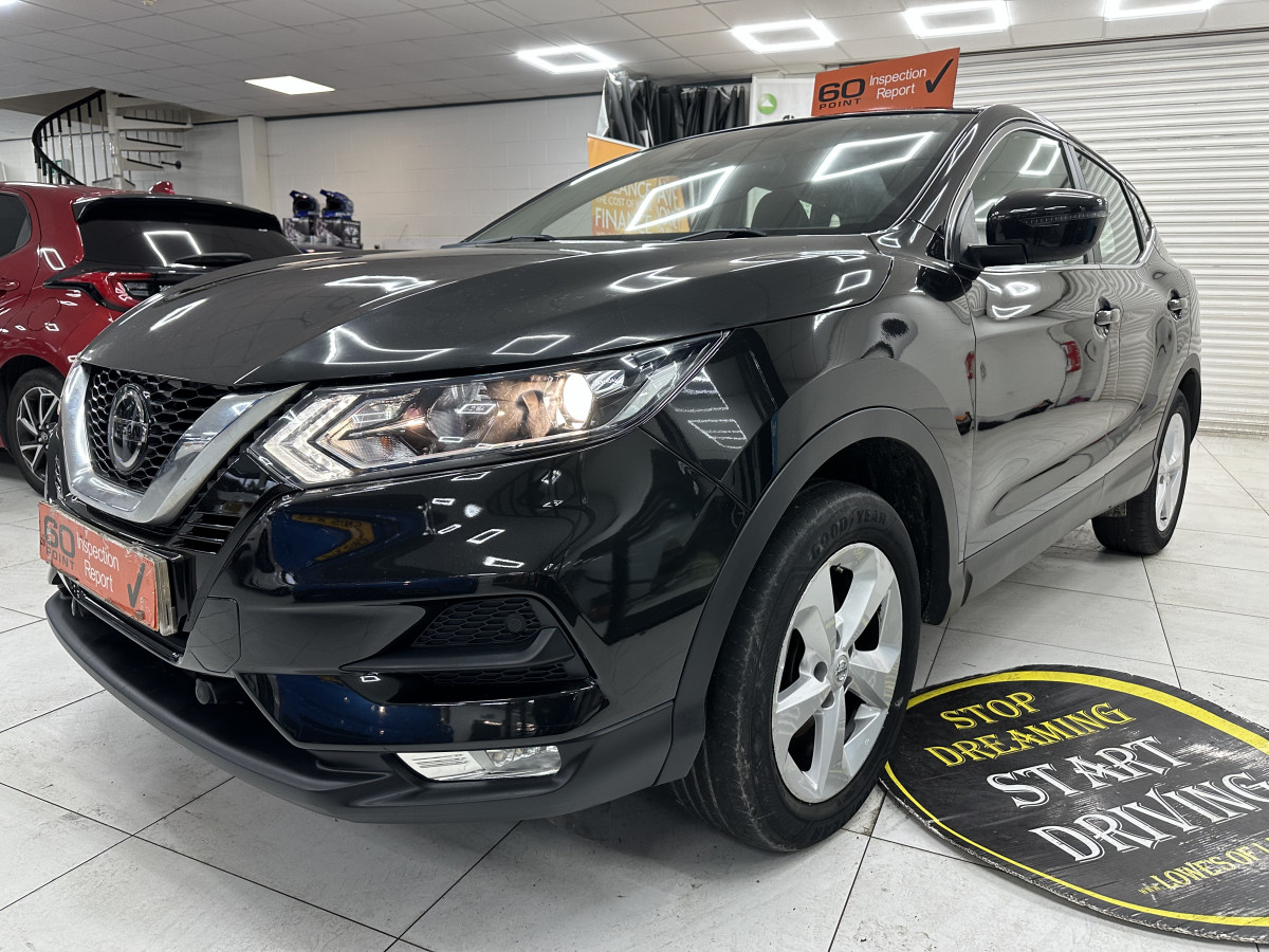 2019 NISSAN QASHQAI 1.5 DCi ACENTA PREMIUM with SAT NAV & REAR CAMERA (ONE OWNER & FSH)