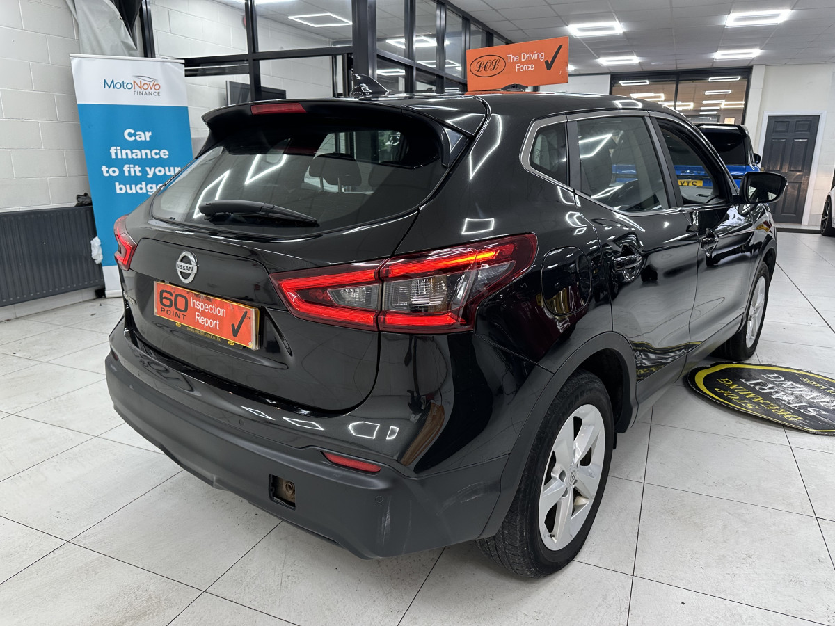 2019 NISSAN QASHQAI 1.5 DCi ACENTA PREMIUM with SAT NAV & REAR CAMERA (ONE OWNER & FSH)