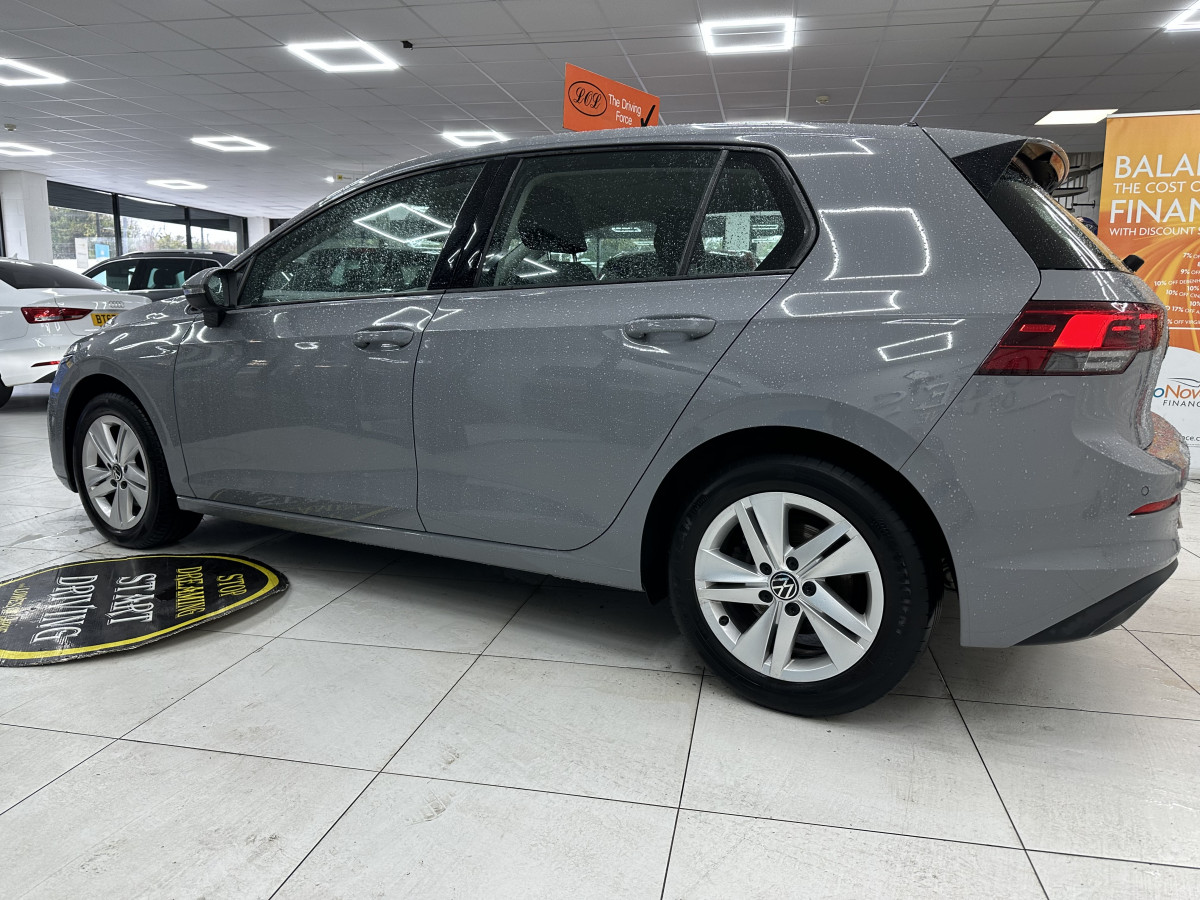 2020 VW GOLF 1.5 TSi LIFE FINISHED in NARDO GREY with ONLY 69K