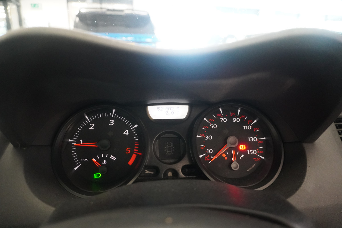 2010 RENAULT MEGANE 1.5 DCi DYNAMIQUE S CONVERTIBLE with ONLY 52,000 MILES — BLACK LEATHER