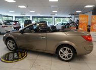 2010 RENAULT MEGANE 1.5 DCi DYNAMIQUE S CONVERTIBLE with ONLY 52,000 MILES — BLACK LEATHER