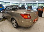 2010 RENAULT MEGANE 1.5 DCi DYNAMIQUE S CONVERTIBLE with ONLY 52,000 MILES — BLACK LEATHER