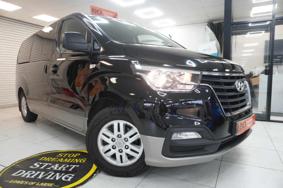 2019 (JUNE) HYUNDAI i800 2.5 CRDi SE NAV 8 SEATER — NEW MODEL — SAT NAV — REAR CAMERA