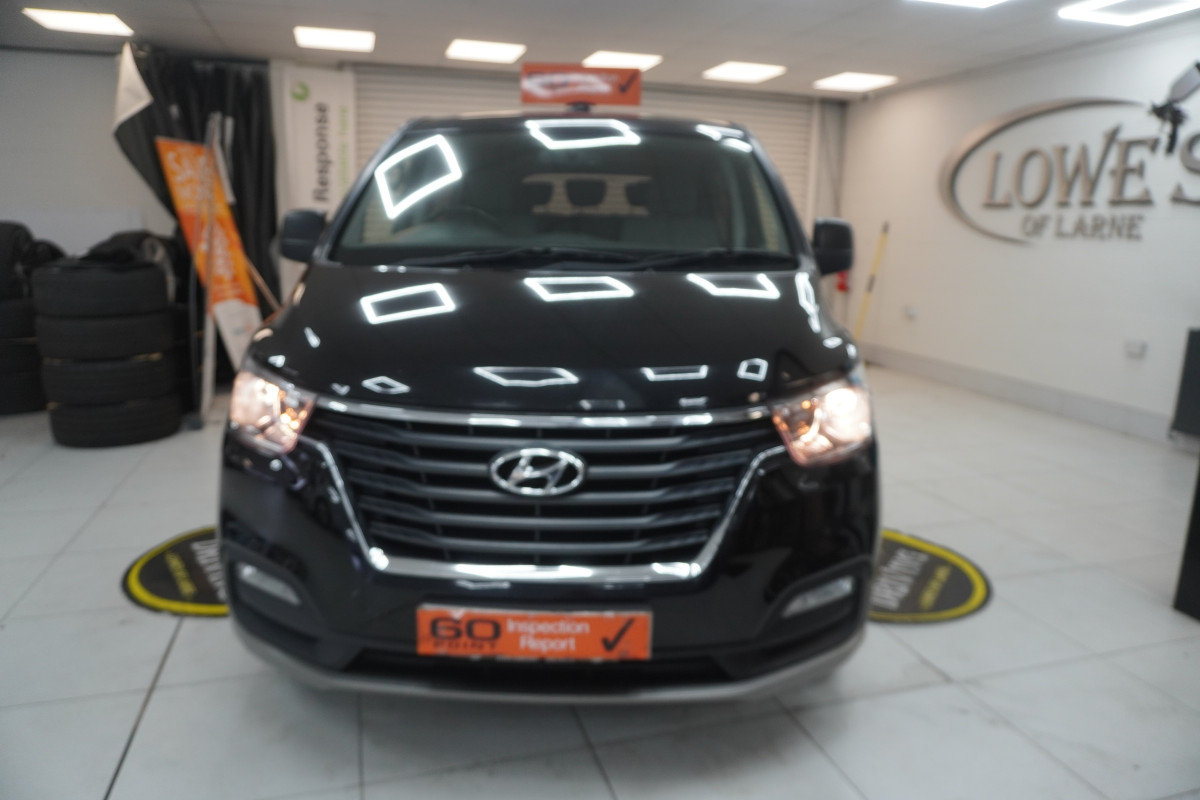 2019 (JUNE) HYUNDAI i800 2.5 CRDi SE NAV 8 SEATER — NEW MODEL — SAT NAV — REAR CAMERA