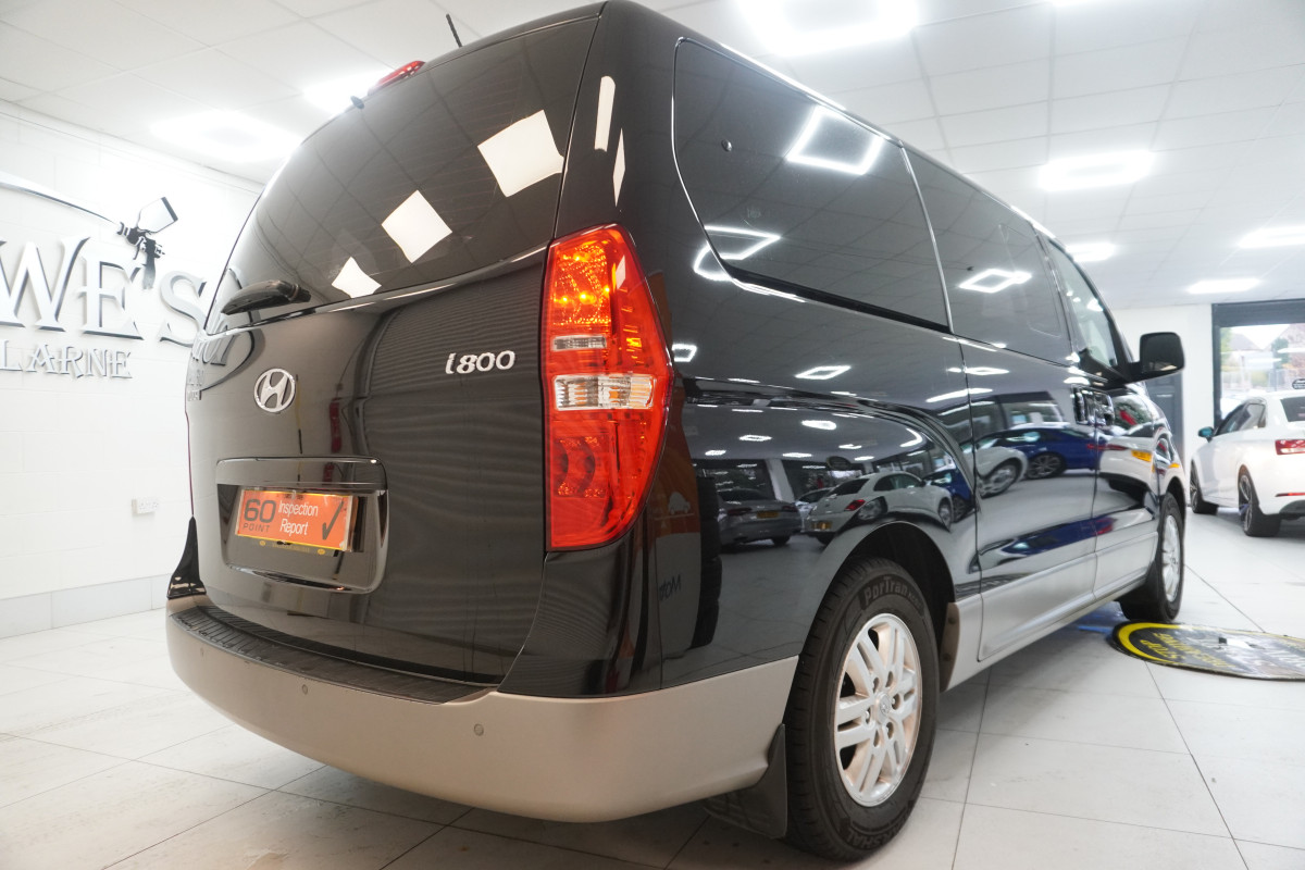2019 (JUNE) HYUNDAI i800 2.5 CRDi SE NAV 8 SEATER — NEW MODEL — SAT NAV — REAR CAMERA