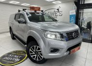 2017 (JUNE) NISSAN NAVARA 2.3 DCi 190 TEKNA DOUBLE CAB PICK-UP AUTOMATIC with ONLY 99K — HEATED LEATHER, SAT NAV —***NO VAT***