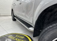 2017 (JUNE) NISSAN NAVARA 2.3 DCi 190 TEKNA DOUBLE CAB PICK-UP AUTOMATIC with ONLY 99K — HEATED LEATHER, SAT NAV —***NO VAT***