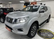 2017 (JUNE) NISSAN NAVARA 2.3 DCi 190 TEKNA DOUBLE CAB PICK-UP AUTOMATIC with ONLY 99K — HEATED LEATHER, SAT NAV —***NO VAT***