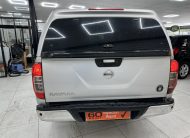 2017 (JUNE) NISSAN NAVARA 2.3 DCi 190 TEKNA DOUBLE CAB PICK-UP AUTOMATIC with ONLY 99K — HEATED LEATHER, SAT NAV —***NO VAT***