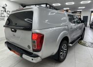 2017 (JUNE) NISSAN NAVARA 2.3 DCi 190 TEKNA DOUBLE CAB PICK-UP AUTOMATIC with ONLY 99K — HEATED LEATHER, SAT NAV —***NO VAT***