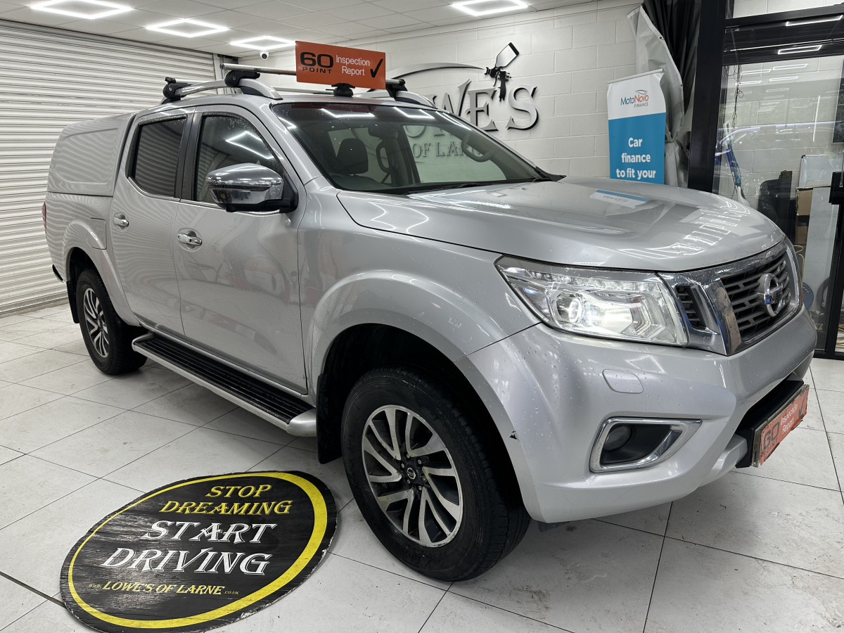 2017 (JUNE) NISSAN NAVARA 2.3 DCi 190 TEKNA DOUBLE CAB PICK-UP AUTOMATIC with ONLY 99K — HEATED LEATHER, SAT NAV —***NO VAT***