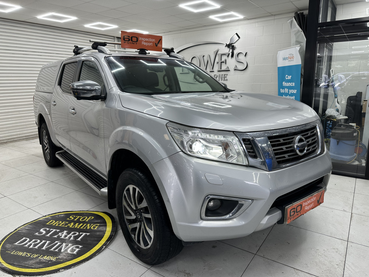 2017 (JUNE) NISSAN NAVARA 2.3 DCi 190 TEKNA DOUBLE CAB PICK-UP AUTOMATIC with ONLY 99K — HEATED LEATHER, SAT NAV —***NO VAT***