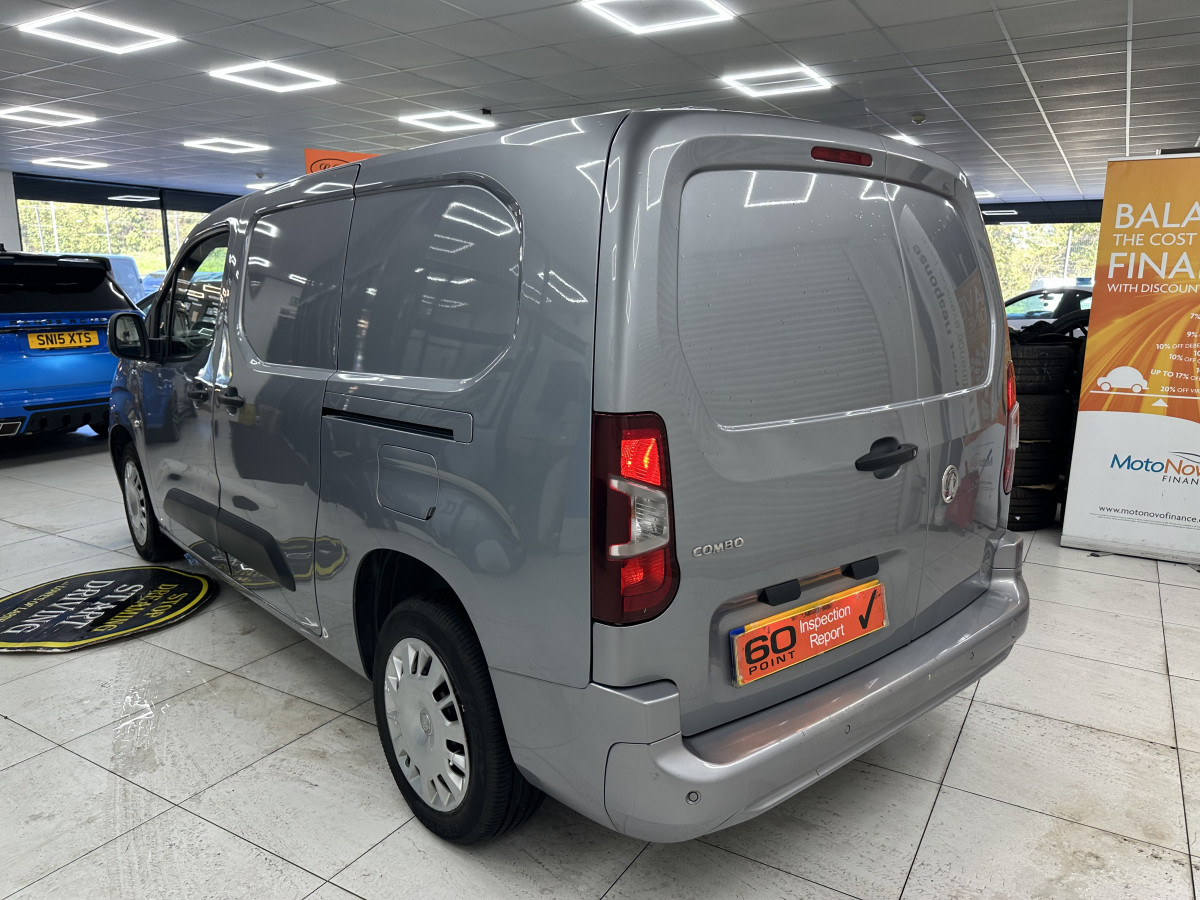 2019 (MAY) VAUXHALL COMBO 1.6 TURBO D H1 SPORTIVE with ONLY 55,000 MILES —- NO VAT