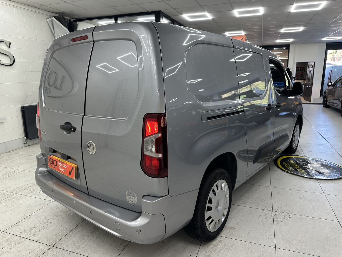 2019 (MAY) VAUXHALL COMBO 1.6 TURBO D H1 SPORTIVE with ONLY 55,000 MILES —- NO VAT