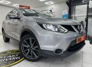 2017 NISSAN QASHQAI 1.5 DCi TEKNA with BLACK LEATHER, SAT NAV & REAR CAMERA — ONLY 79K