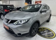 2017 NISSAN QASHQAI 1.5 DCi TEKNA with BLACK LEATHER, SAT NAV & REAR CAMERA — ONLY 79K