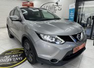 2017 NISSAN QASHQAI 1.5 DCi TEKNA with BLACK LEATHER, SAT NAV & REAR CAMERA — ONLY 79K
