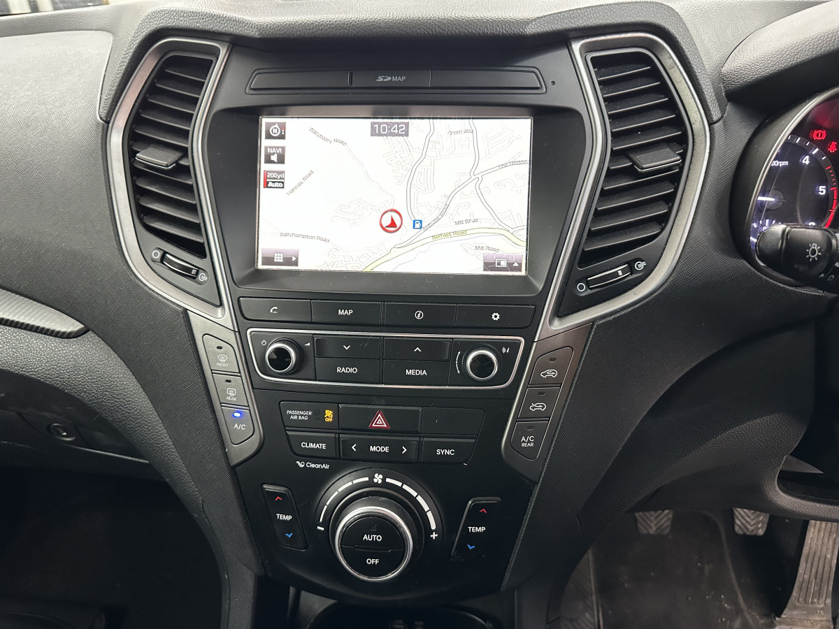 2016 HYUNDAI SANTA FE 2.2 CRDi Blue Drive PREMIUM 7 SEATER — BLACK LEATHER