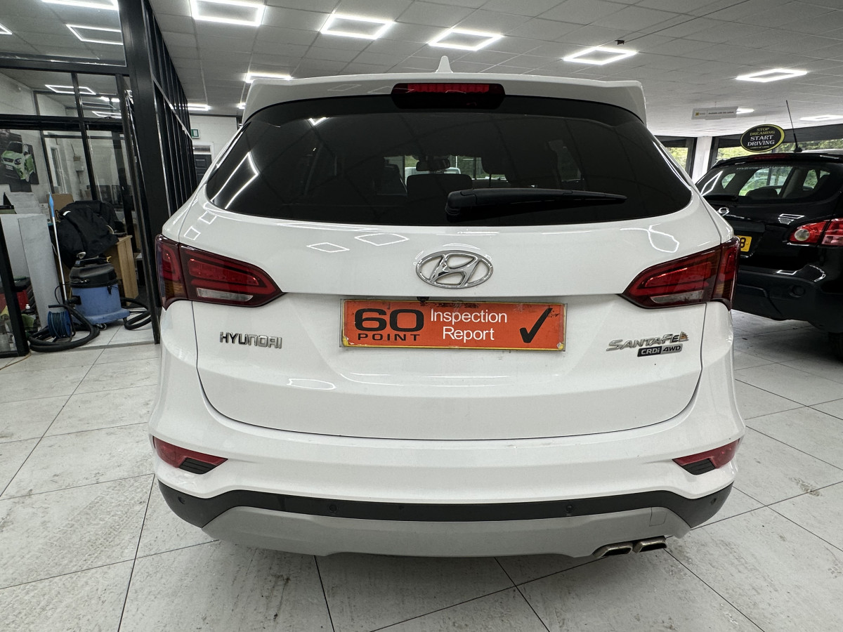 2016 HYUNDAI SANTA FE 2.2 CRDi Blue Drive PREMIUM 7 SEATER — BLACK LEATHER