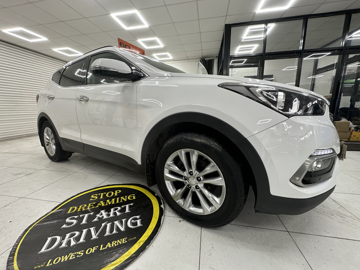 2016 HYUNDAI SANTA FE 2.2 CRDi Blue Drive PREMIUM 7 SEATER — BLACK LEATHER