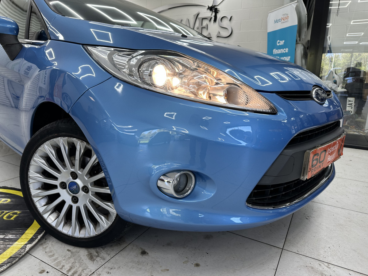2011 FORD FIESTA 1.6 TDCi TITANIUM — ONLY £20 ROAD TAX
