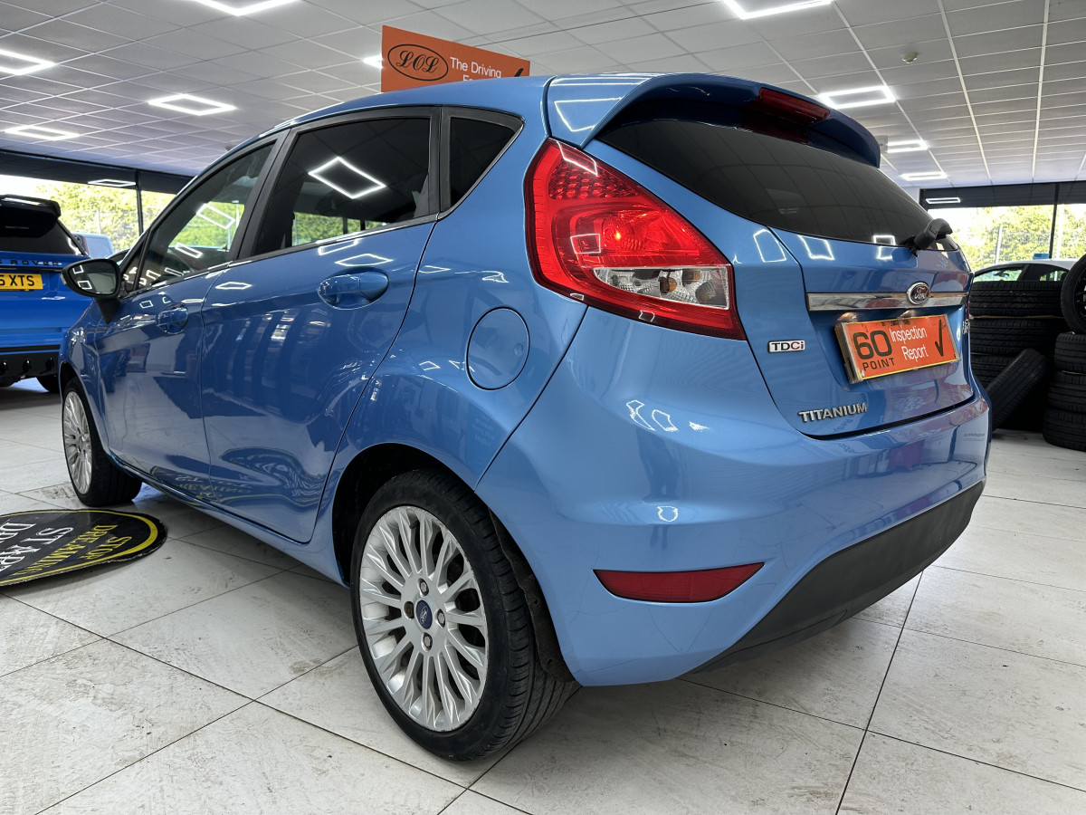 2011 FORD FIESTA 1.6 TDCi TITANIUM — ONLY £20 ROAD TAX