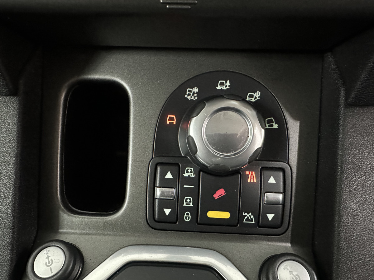2010 LANDROVER DISCOVERY 3.0 TDV6 XS 7 SEATER AUTOMATIC — BLACK LEATHER & SAT NAV