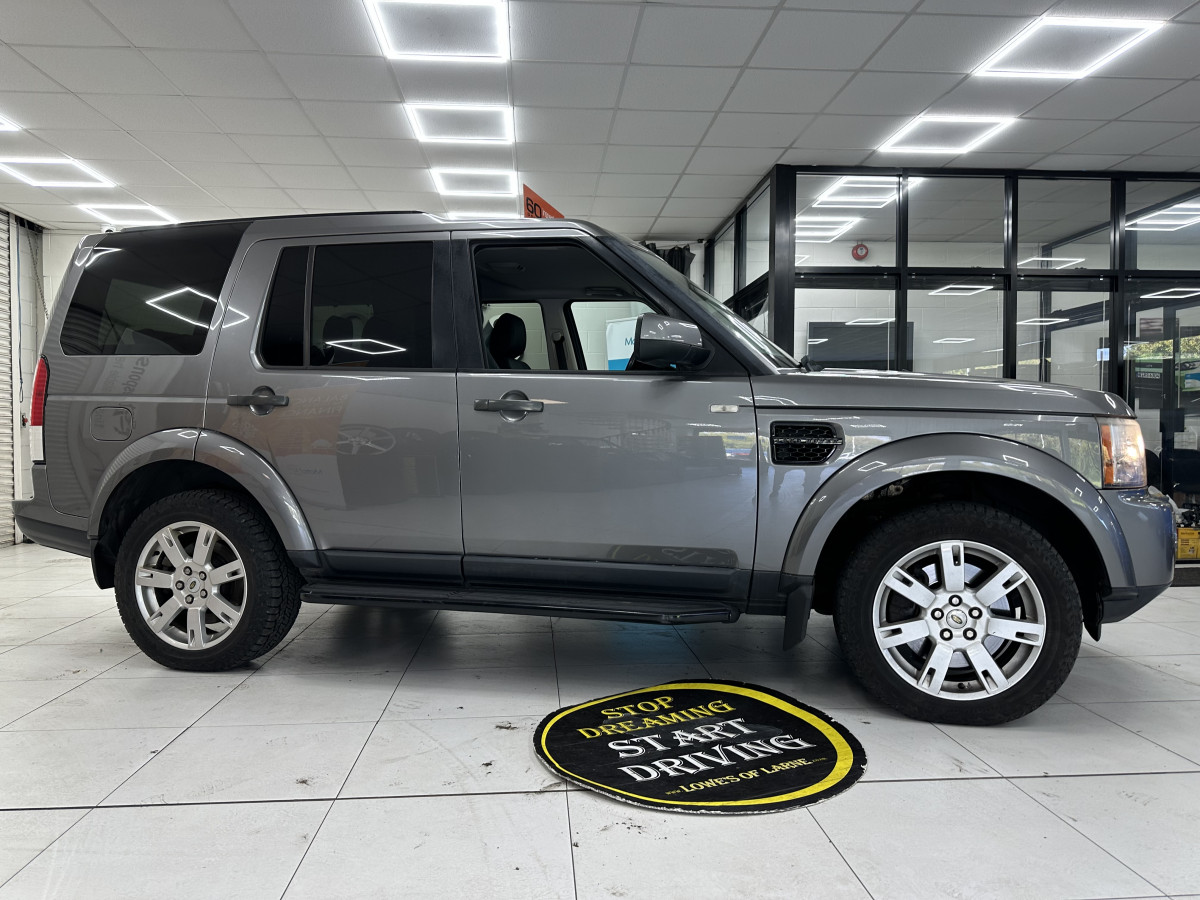 2010 LANDROVER DISCOVERY 3.0 TDV6 XS 7 SEATER AUTOMATIC — BLACK LEATHER & SAT NAV