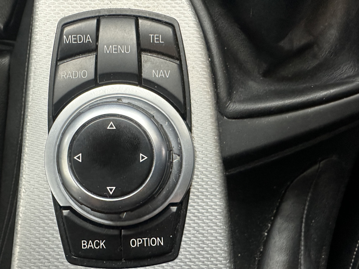 2015 (OCT) BMW 318D M SPORT  — BLACK LEATHER, SAT NAV and 20″ ALLOYS