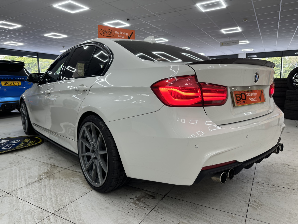 2015 (OCT) BMW 318D M SPORT  — BLACK LEATHER, SAT NAV and 20″ ALLOYS