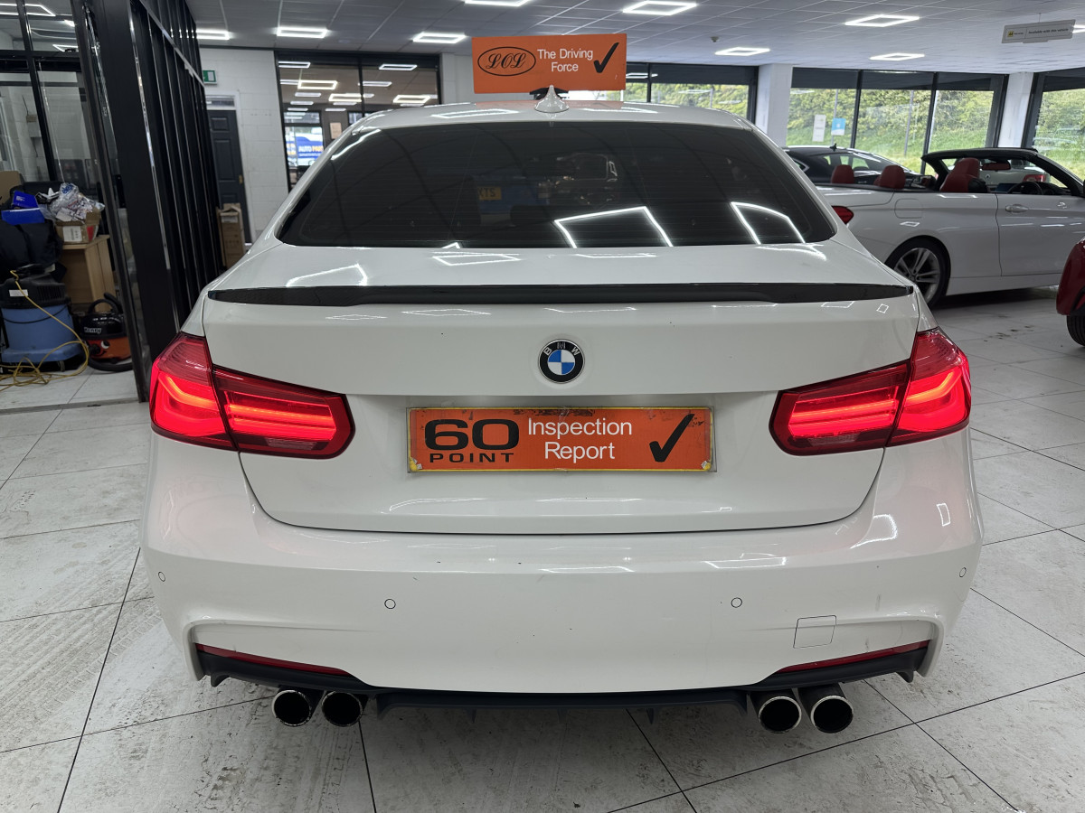 2015 (OCT) BMW 318D M SPORT  — BLACK LEATHER, SAT NAV and 20″ ALLOYS