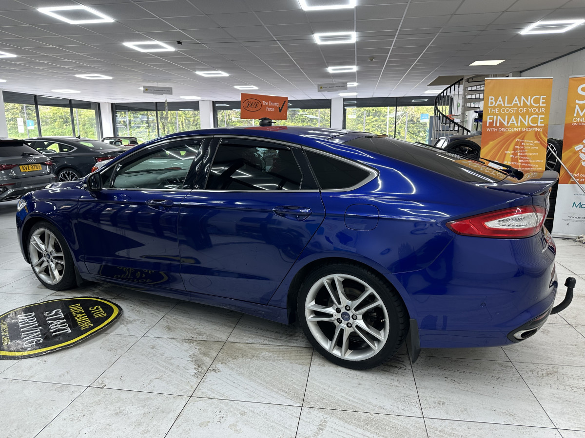 2015 (JULY) FORD MONDEO 2.0 TDCi TITANIUM AUTOMATIC — ONLY 94K — BLACK LEATHER, SAT NAV & 19″ ALLOYS