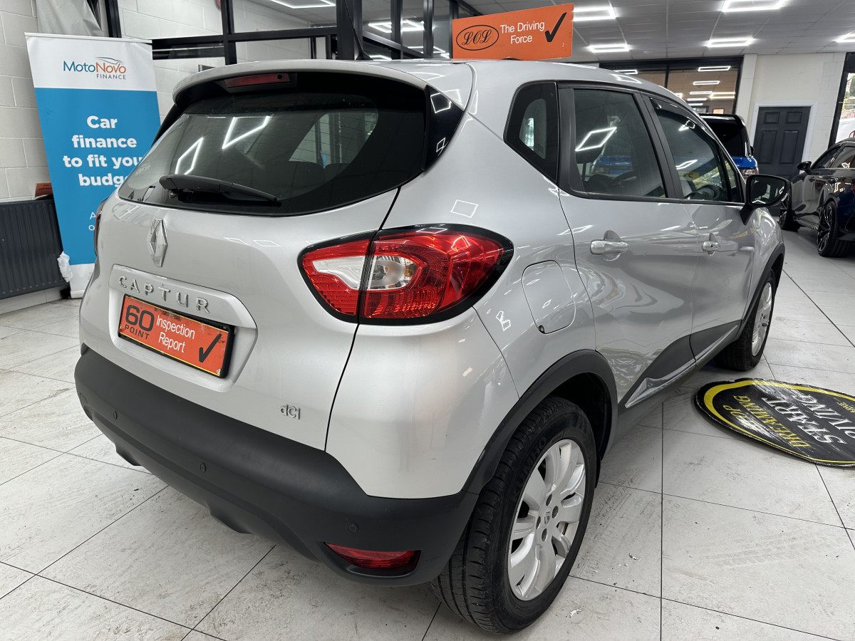 2016 (NOV) RENAULT CAPTUR 1.5 DCi EXPRESSION PLUS with ONLY 98,000 MILES