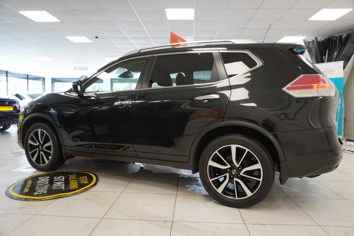 2017 (SEPT) NISSAN X-TRAIL 1.6 DCi N-CONNECTA XTRONIC AUTOMATIC — 7 SEATER with PANORAMIC, SAT NAV & REAR CAMERA