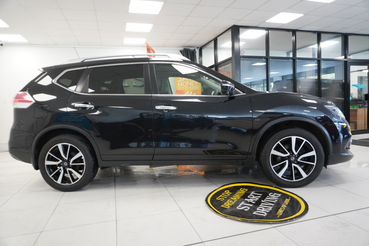 2017 (SEPT) NISSAN X-TRAIL 1.6 DCi N-CONNECTA XTRONIC AUTOMATIC — 7 SEATER with PANORAMIC, SAT NAV & REAR CAMERA