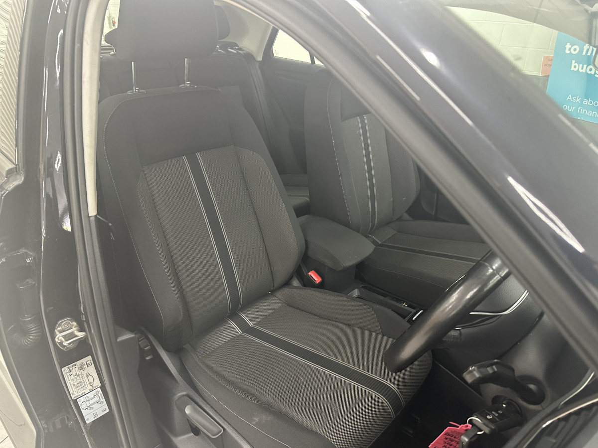 2019 (AUG) VW T-ROC 2.0 TDi SE DSG AUTOMATIC