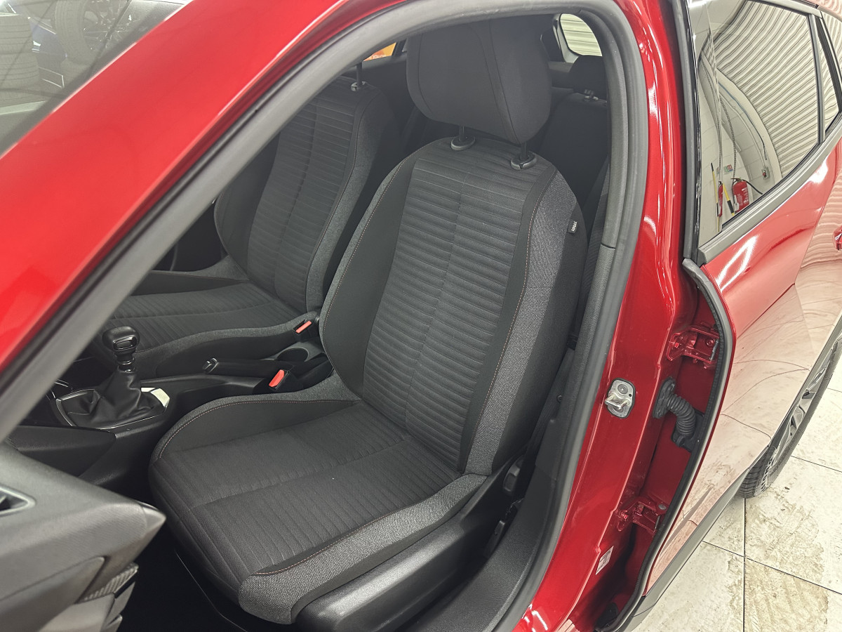 2023 PEUGEOT 2008 1.2 PURETECH ACTIVE PREMIUM PLUS S/S — ONLY 27,000 MILES