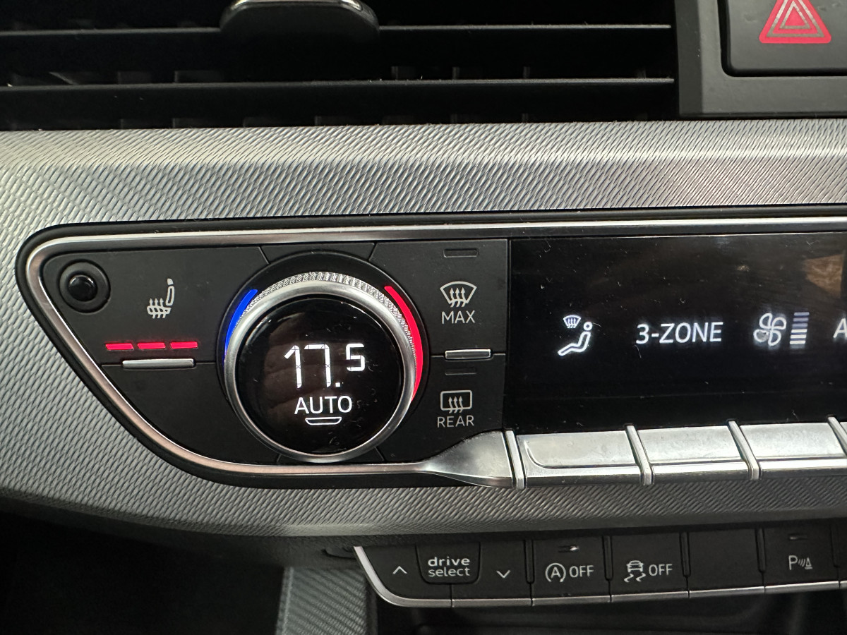 2019 (FEB) AUDI A4 40 2.0 TDi 190BHP SPORT S TRONIC/AUTOMATIC with BLACK LEATHER & SAT NAV