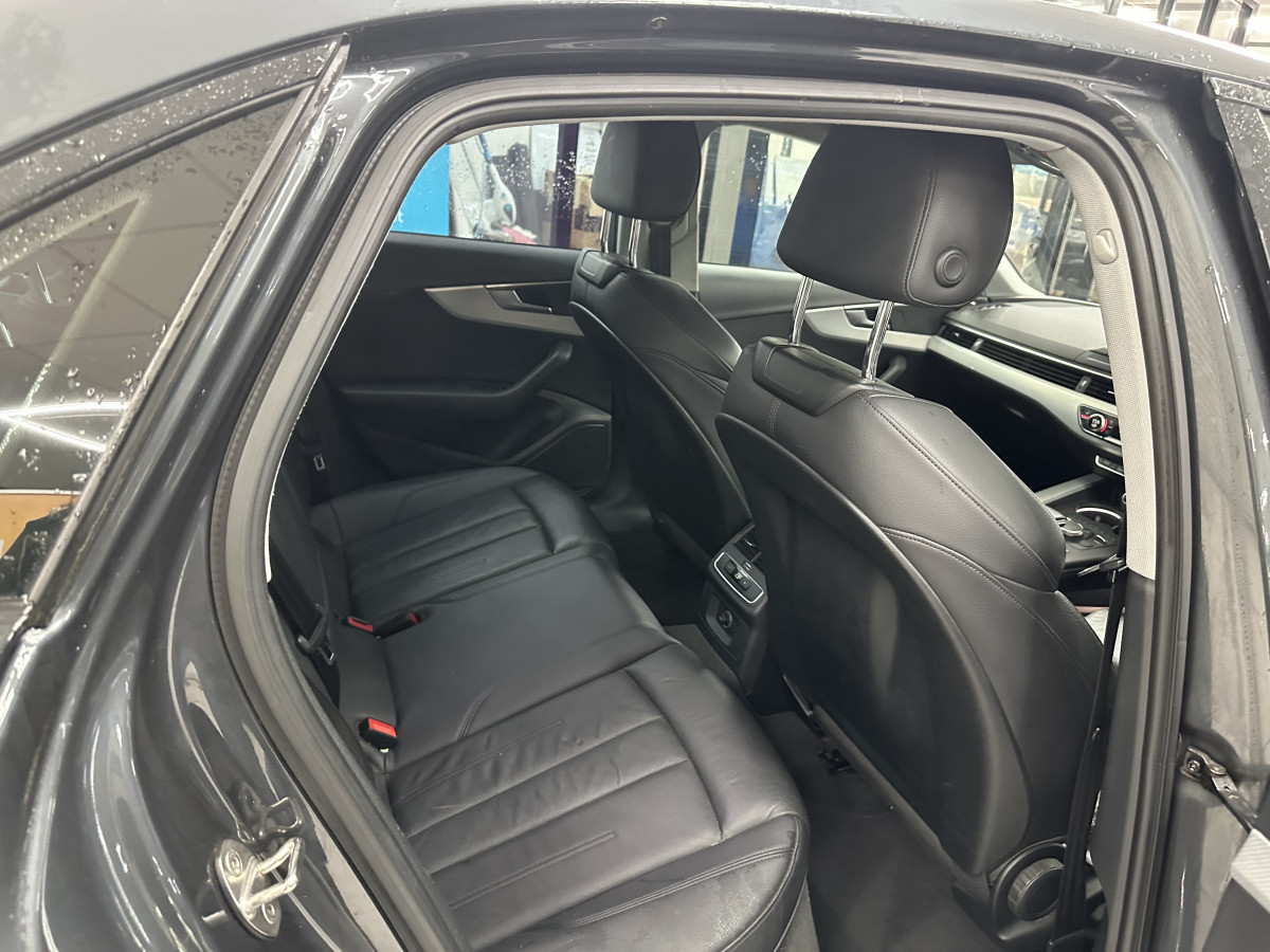 2019 (FEB) AUDI A4 40 2.0 TDi 190BHP SPORT S TRONIC/AUTOMATIC with BLACK LEATHER & SAT NAV